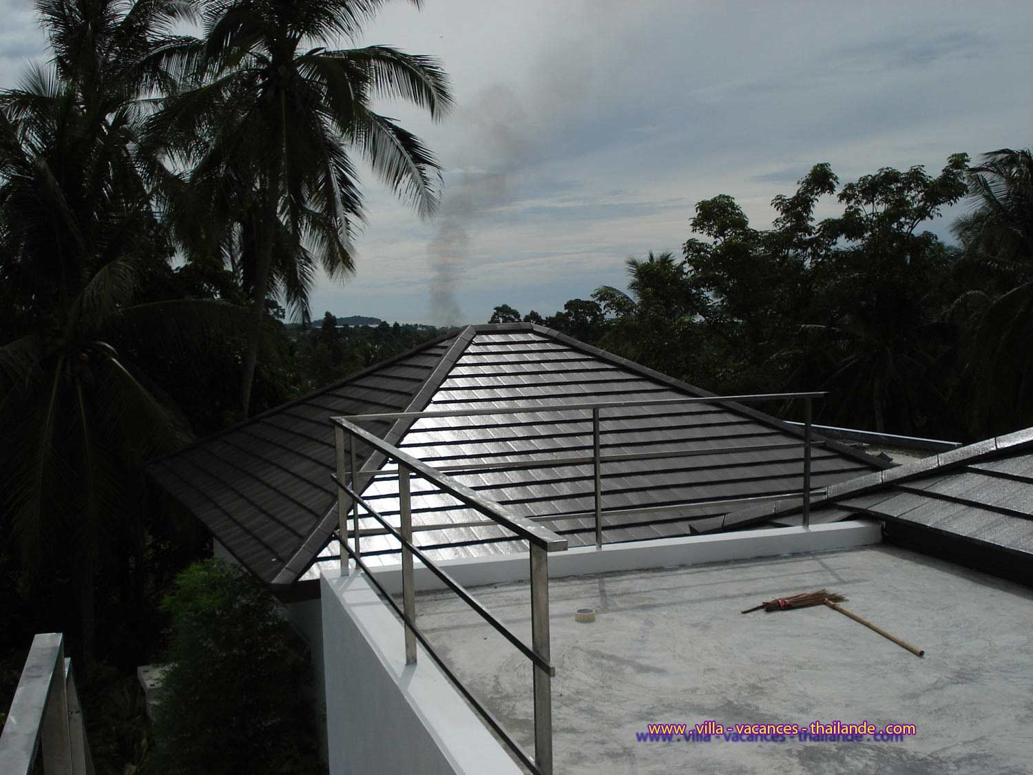 vue de la terrasse du haut sur la baie de Chaweng à Koh Samui